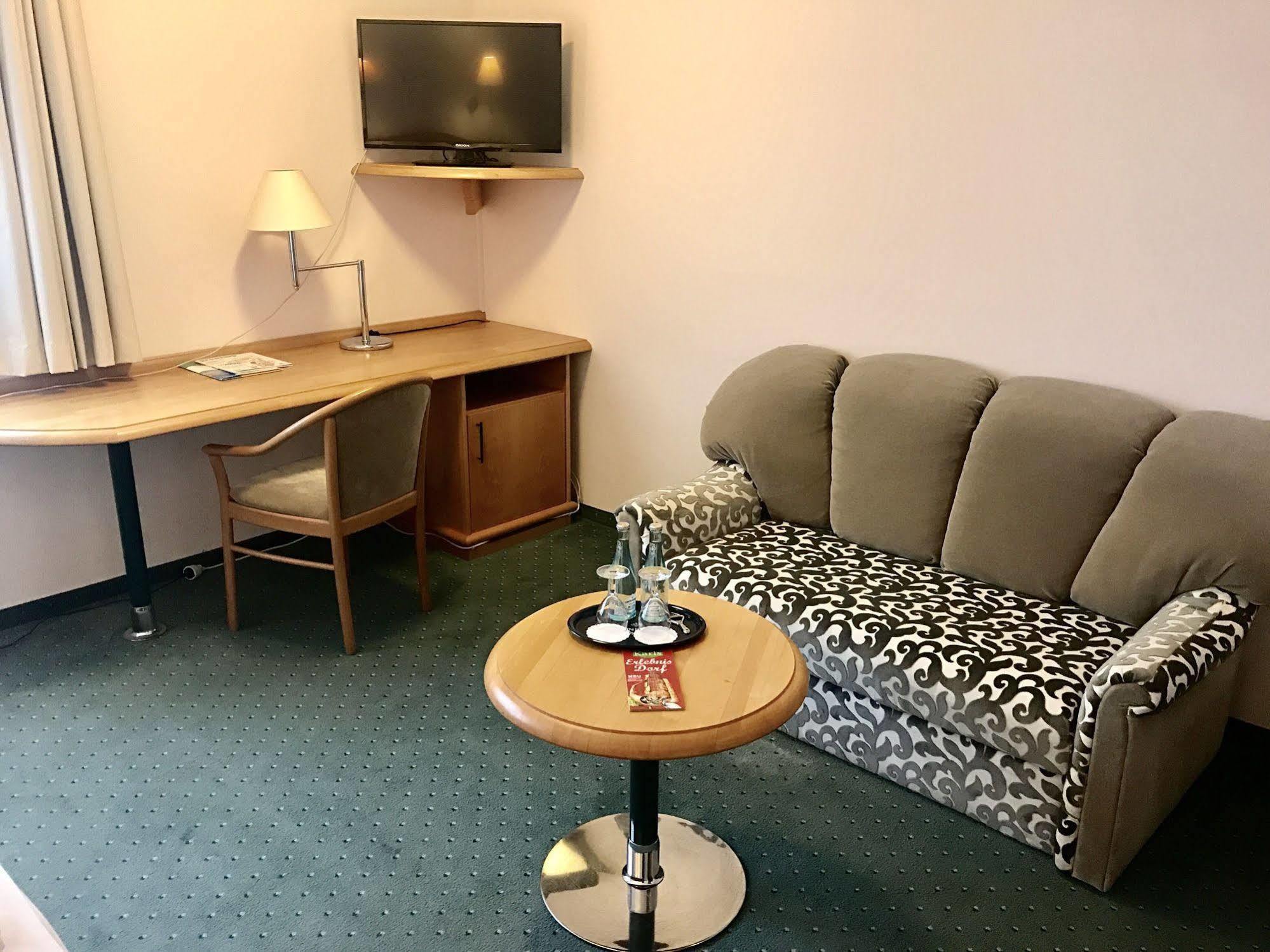 Hotel Berlin - Greenline Hotel 佐森 外观 照片